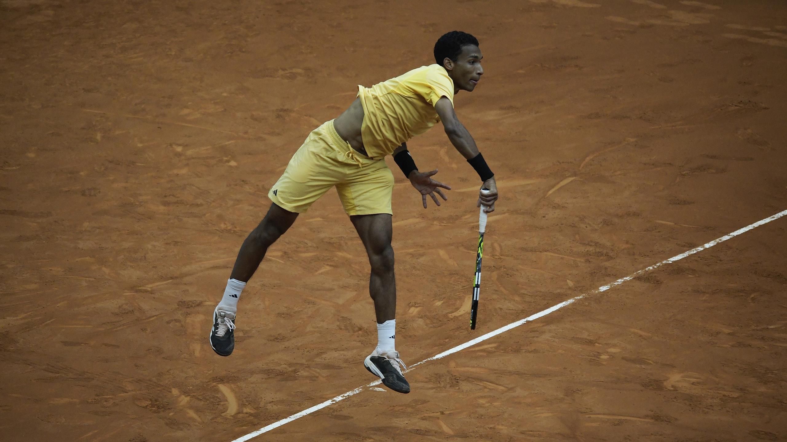 Félix Auger-Aliassime en finale après l'abandon de Jiri Lehecka