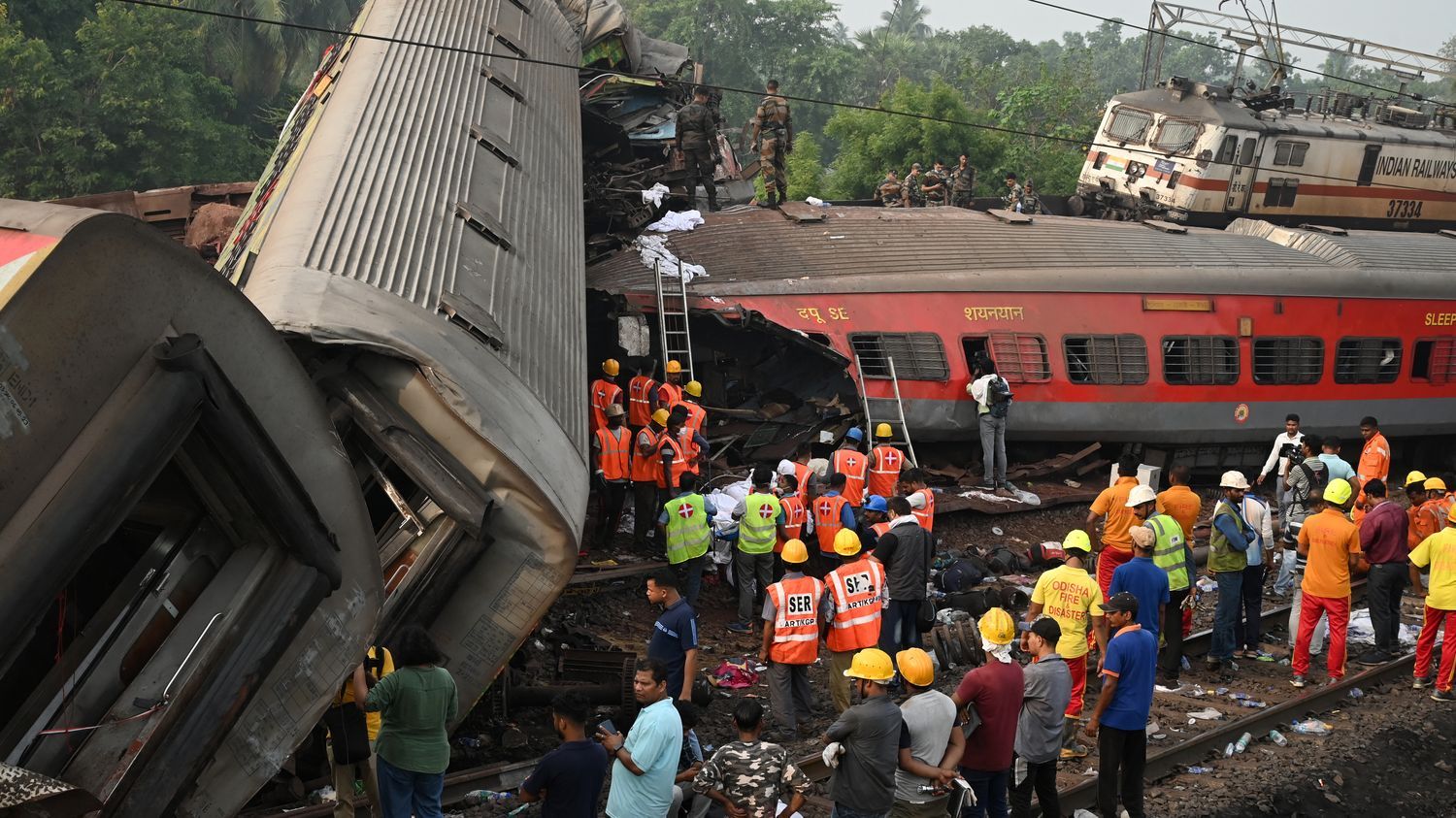 Accident ferroviaire en Inde : "On est loin de l'image de passagers sur les toits de trains qui sont bondés", explique un spécialiste du pays