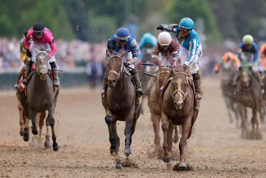 Churchill Downs, Home Of The Kentucky Derby, Shutting Down In Wake Of Horse Deaths