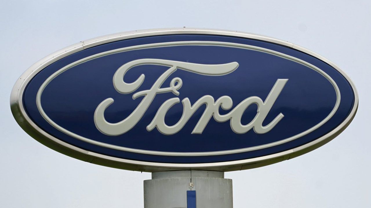 Ford recalls more than 140K SUVs over fire risk related to sensors