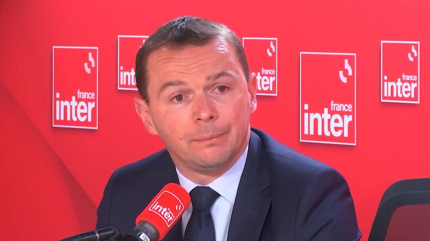 Soupçons de favoritisme : "Je ne suis ni essoré, ni fragile", se défend le ministre du Travail, Olivier Dussopt