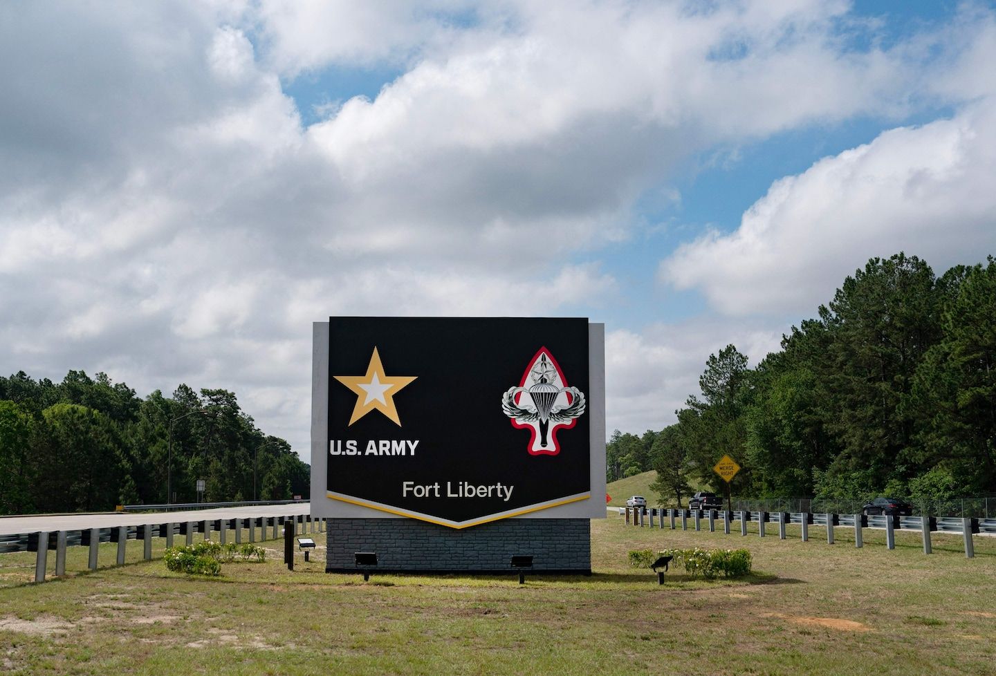 Fort Bragg drops Confederate name to become Fort Liberty