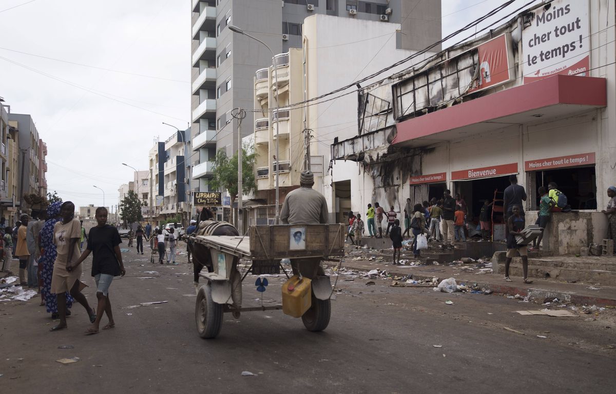 Toujours des tensions après la condamnation d'Ousmane Sonko, 15 morts depuis jeudi