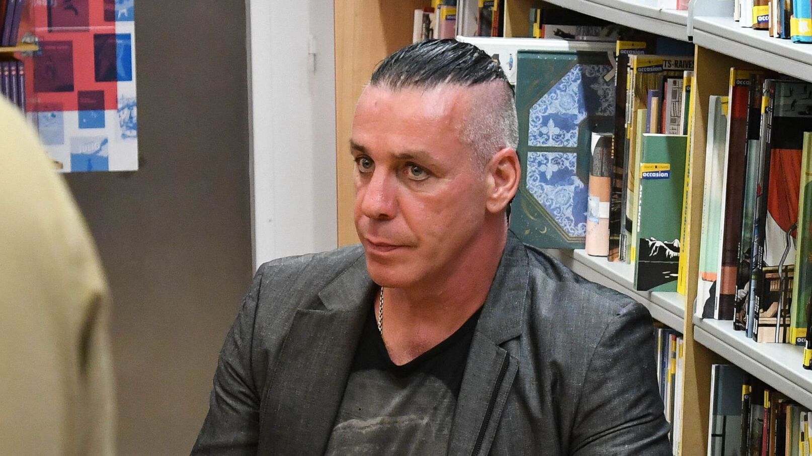 Till Lindemann : le chanteur du groupe Rammstein au cœur d'un système de prédation sexuel, révélations choc