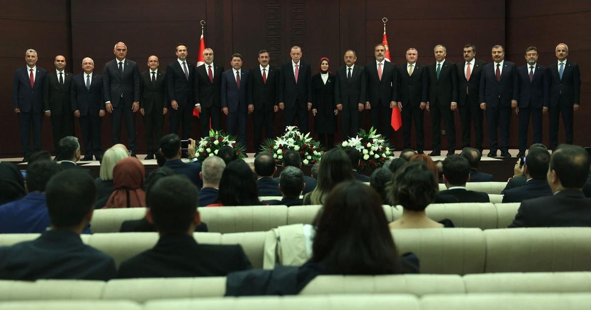 Turquie : Erdogan choisit un gouvernement neuf