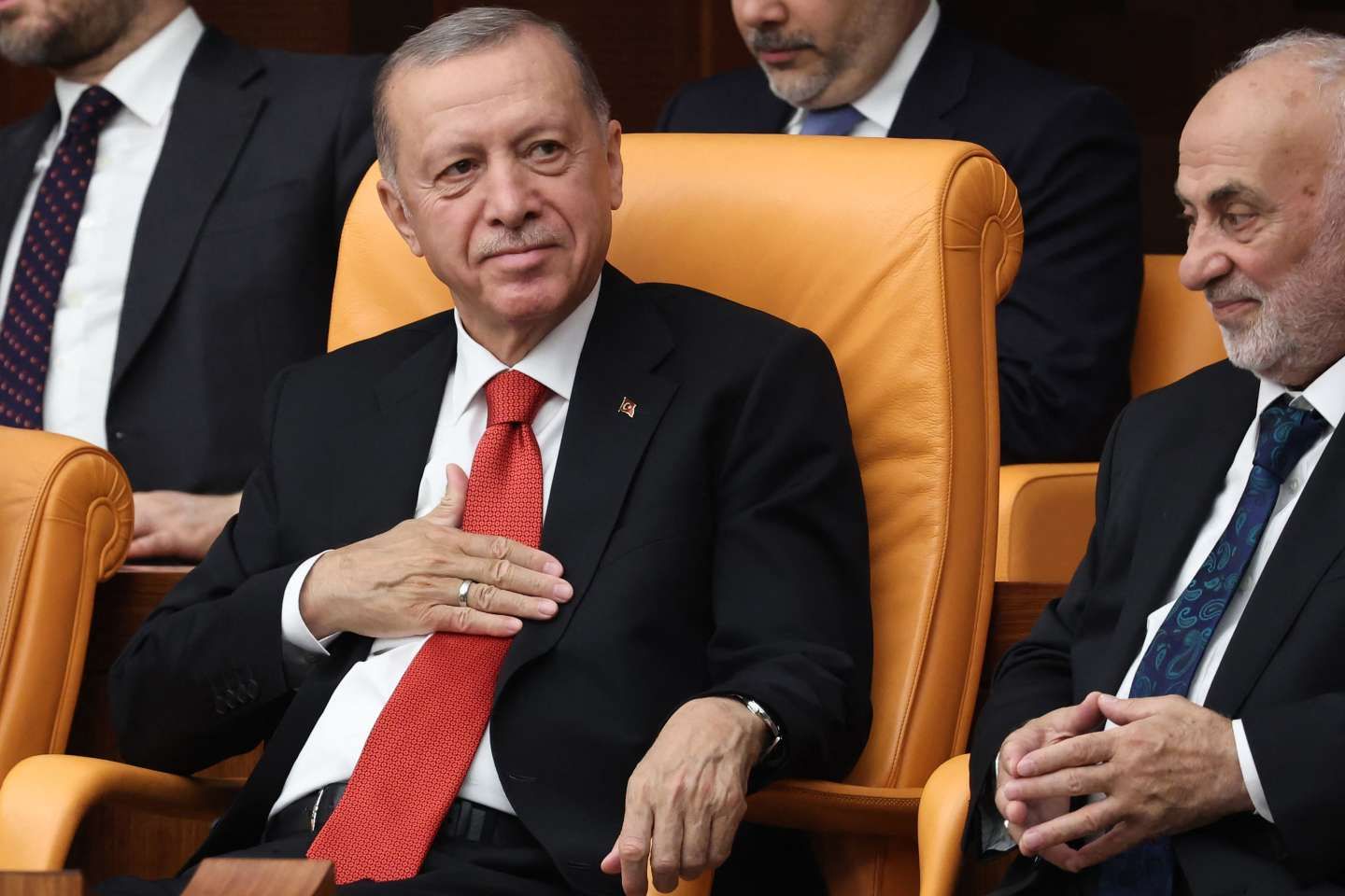 En Turquie, Recep Tayyip Erdogan a prêté serment pour son troisième mandat