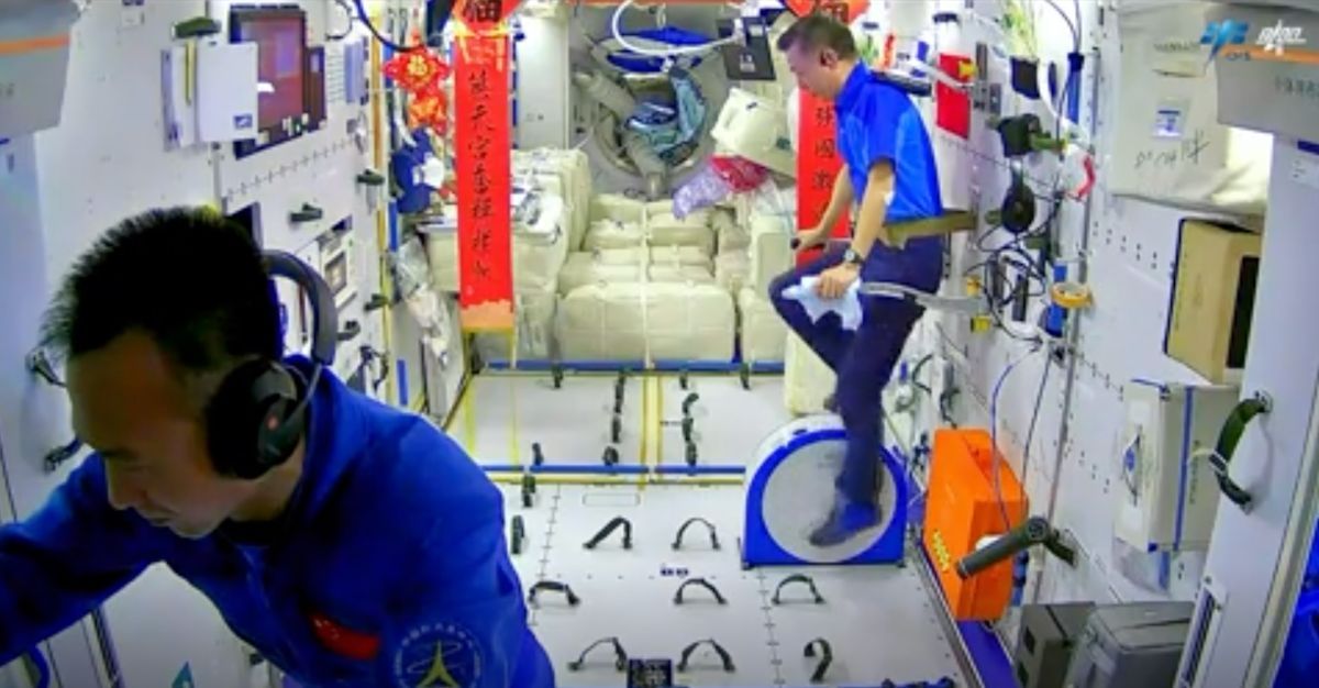 Watch China's Shenzhou 15 astronauts return to Earth tonight in this free livestream