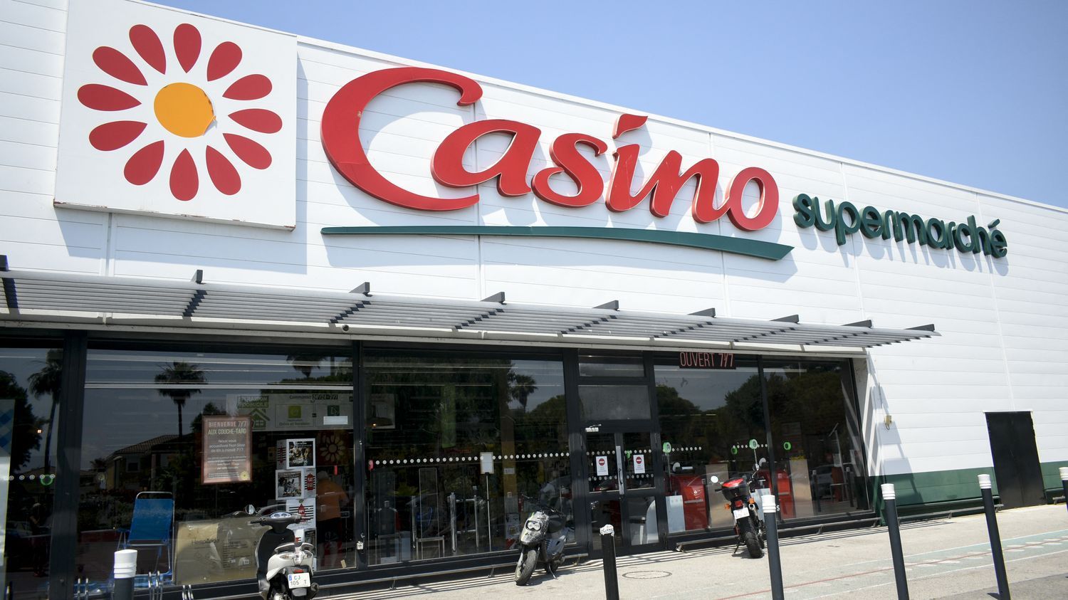 Le groupe Casino va demander des "délais de grâce" pour éviter un défaut sur sa dette avant de l'avoir renégociée