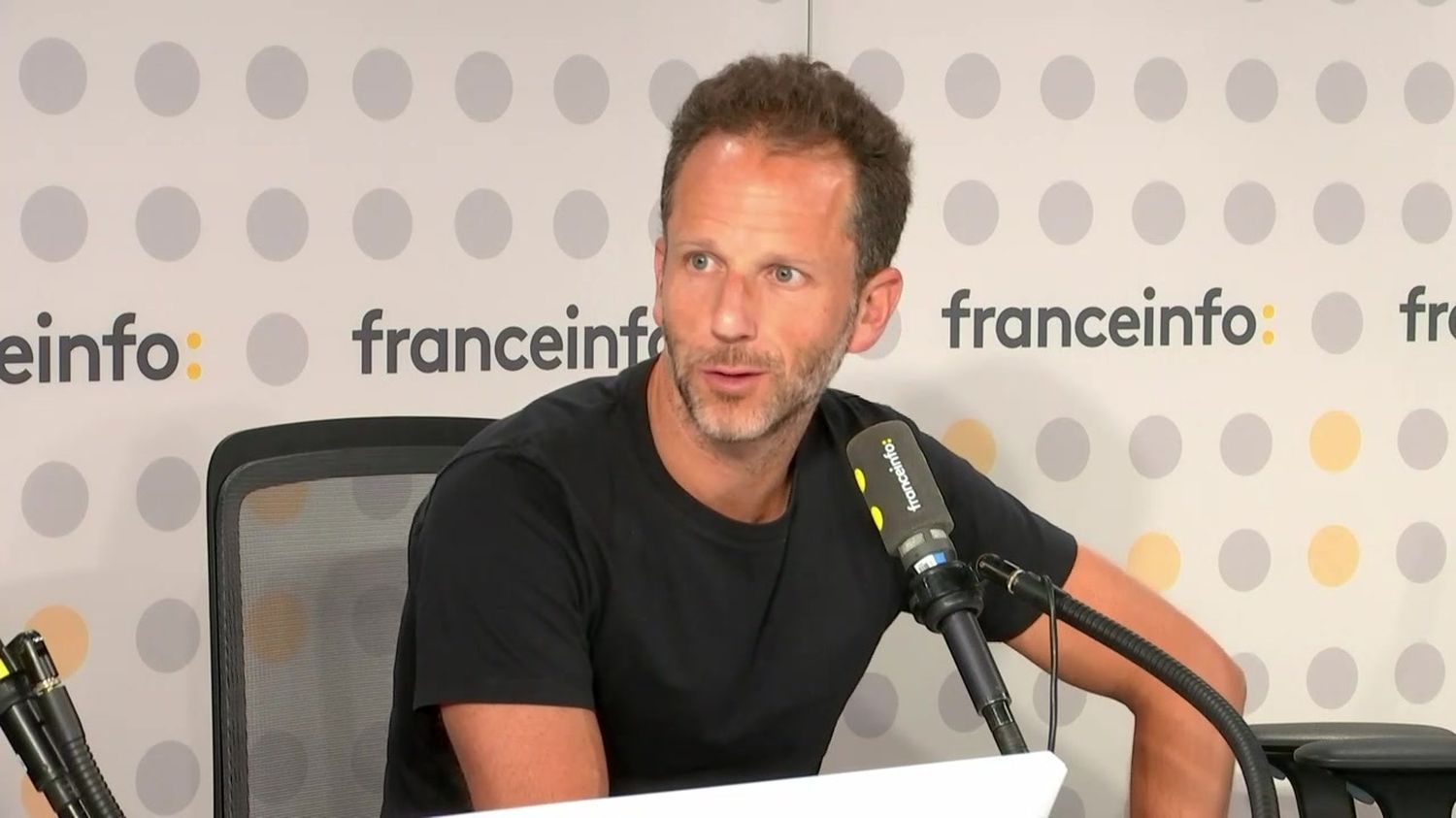 "Des entreprises vont déposer le bilan à la suite de cette semaine d'émeutes", affirme le directeur France du groupe Etam