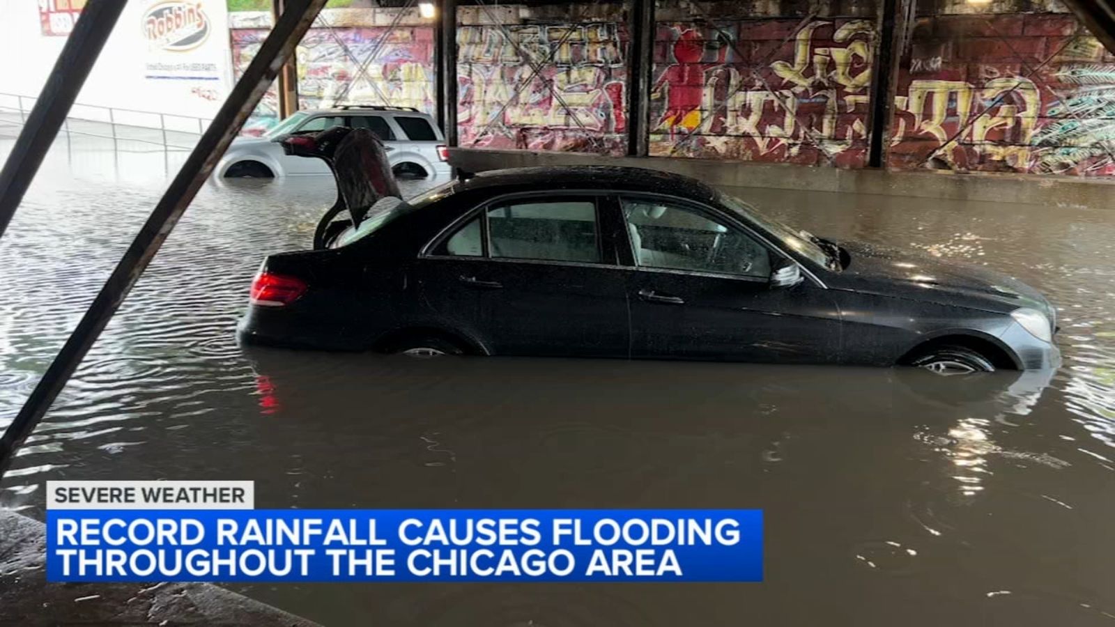 Chicago area cleaning up after torrential rain leads to flash floods, shutting down some roads