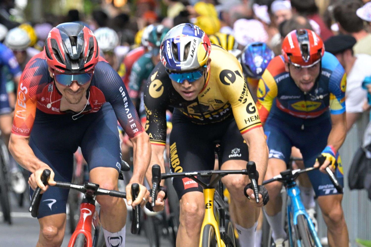 Tour de France 2023 - EN DIRECT : les sprinteurs au rendez-vous ? Suivez la 3e étape