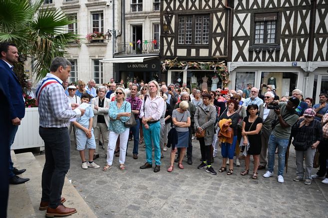 Après les violences urbaines, des mobilisations dans l'Yonne : "C'est important de venir soutenir les maires"