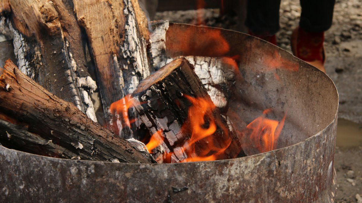 10 states, including Mass., plan to sue EPA over standards for residential wood-burning stoves