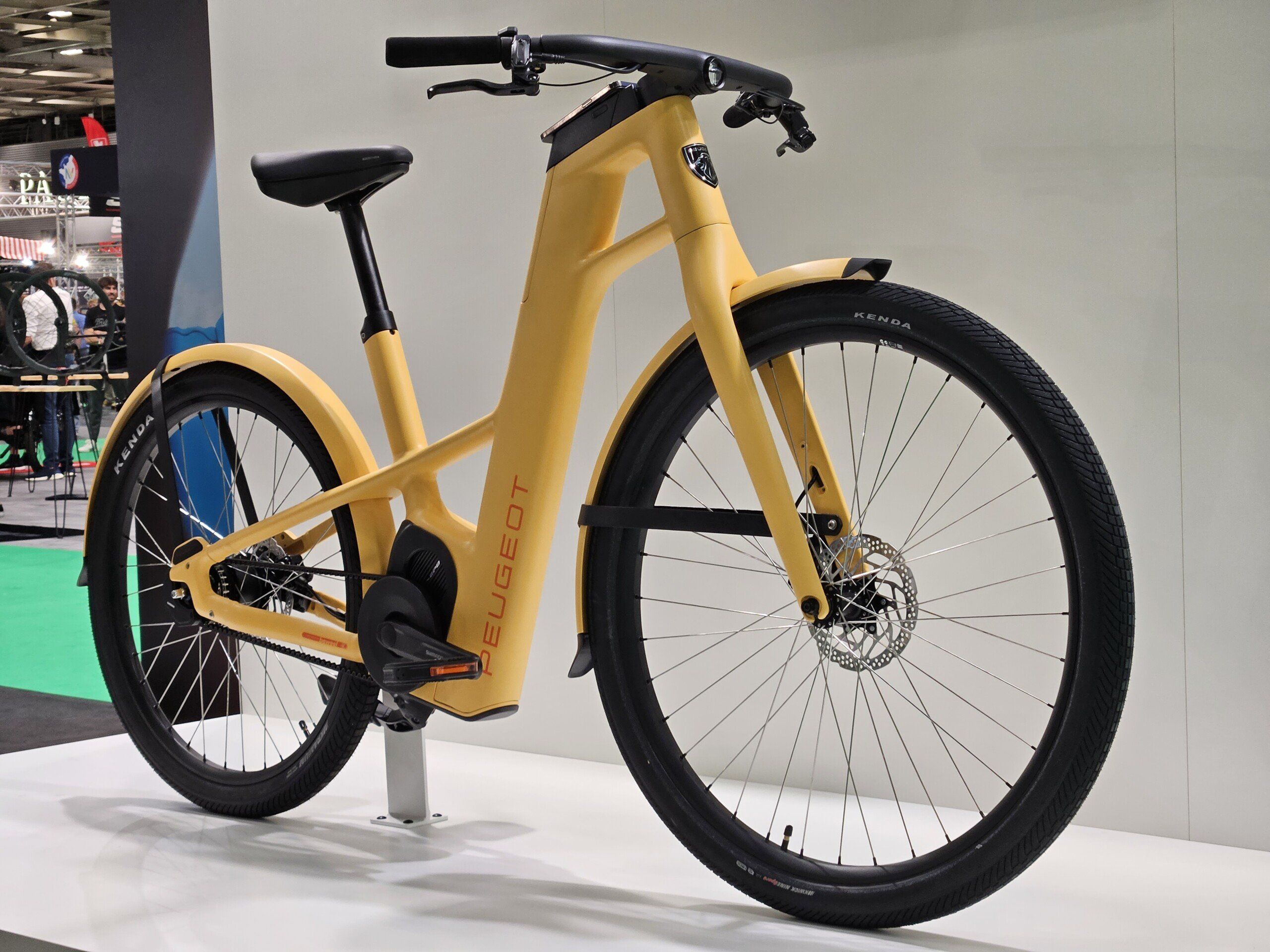 Peugeot nous montre un concept de vélo électrique assez fou