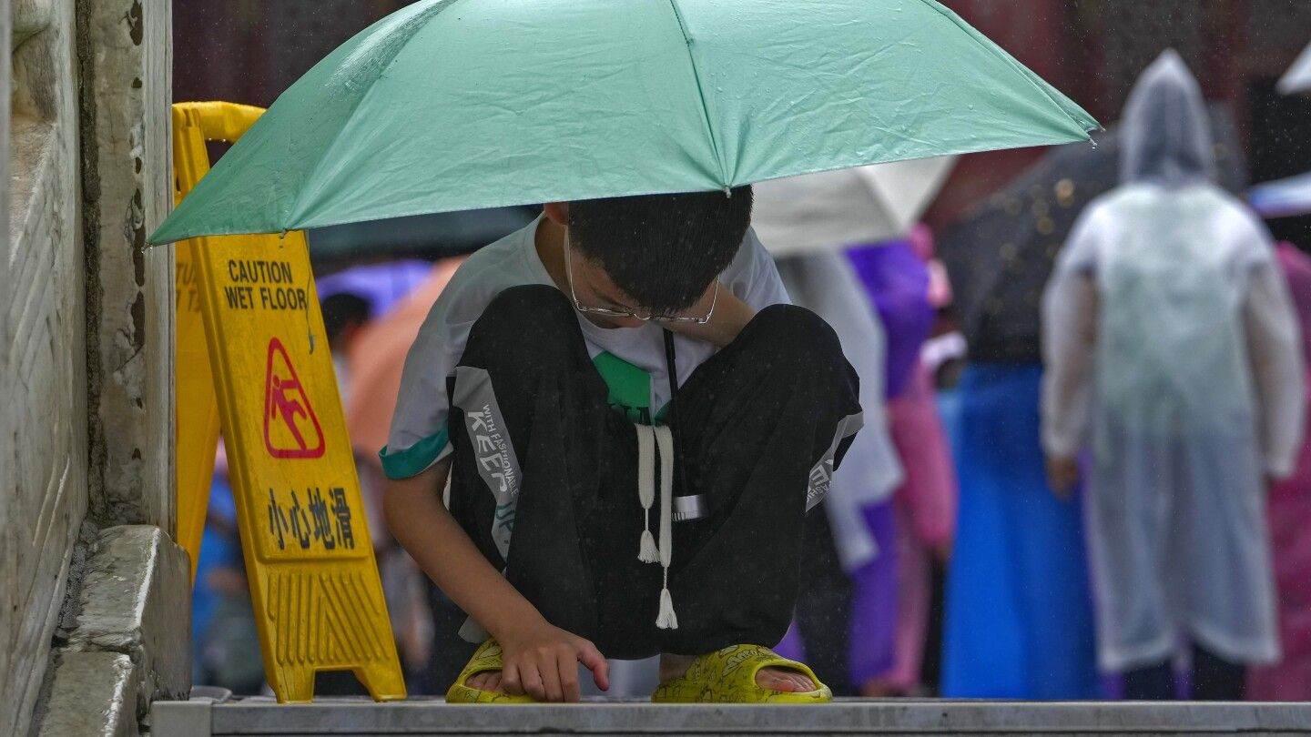 China proposes to limit children's smartphone time to a maximum of 2 hours a day