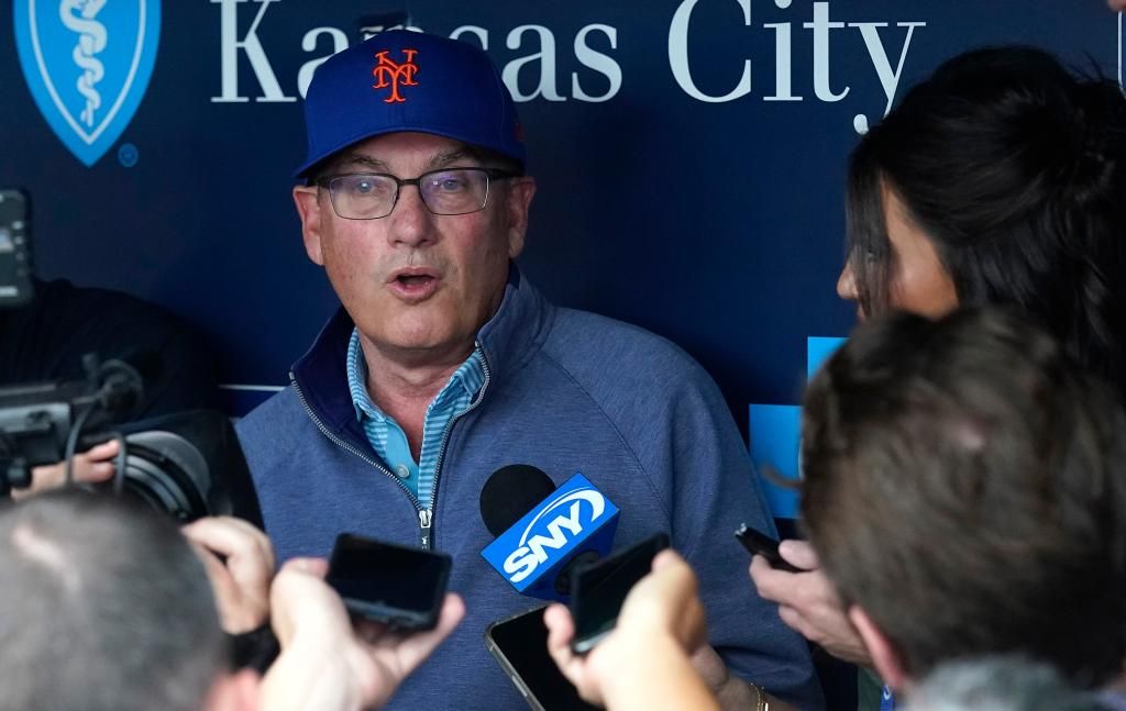 Mets' Steve Cohen acts like an owner rather than fan