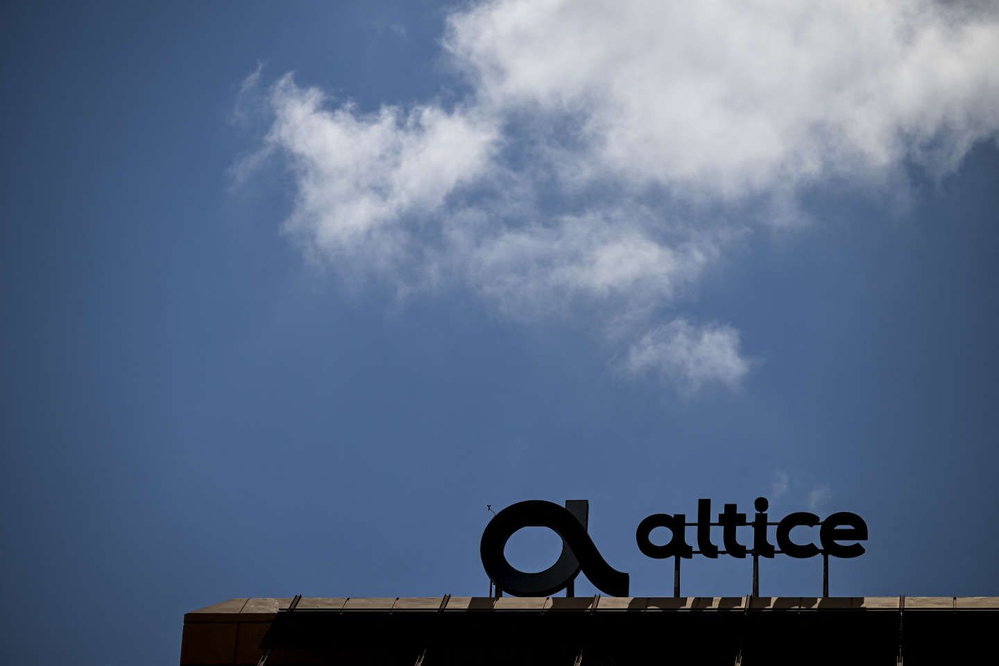 Altice France suspend une haute dirigeante après l’arrestation de l’ex-numéro deux du groupe