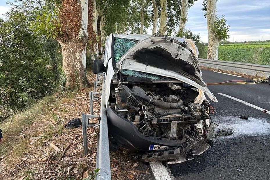 Très grave accident de la circulation dans l'Hérault, un choc frontal entre deux voitures fait deux morts