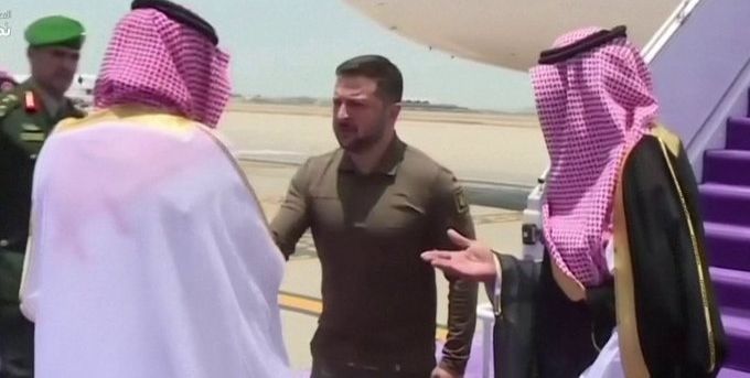 Zelenskyy puts hope in Jeddah meeting, peace summit