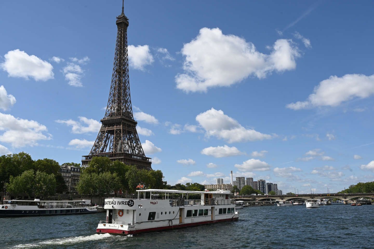 Paris 2024 : les épreuves test de nage dans la Seine suspendues à la météo du week-end