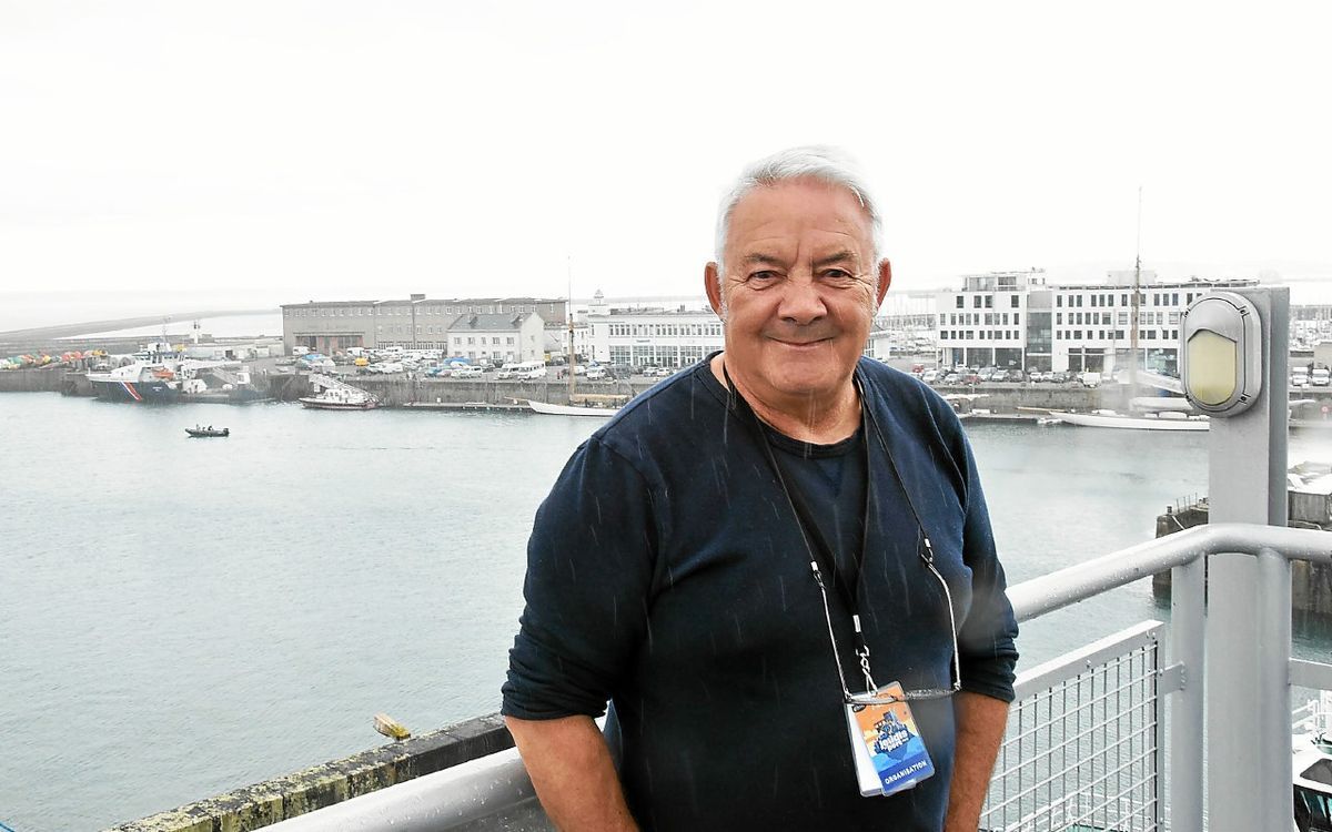 Bout du Monde, à Crozon : " Il faut garder la pêche ! "