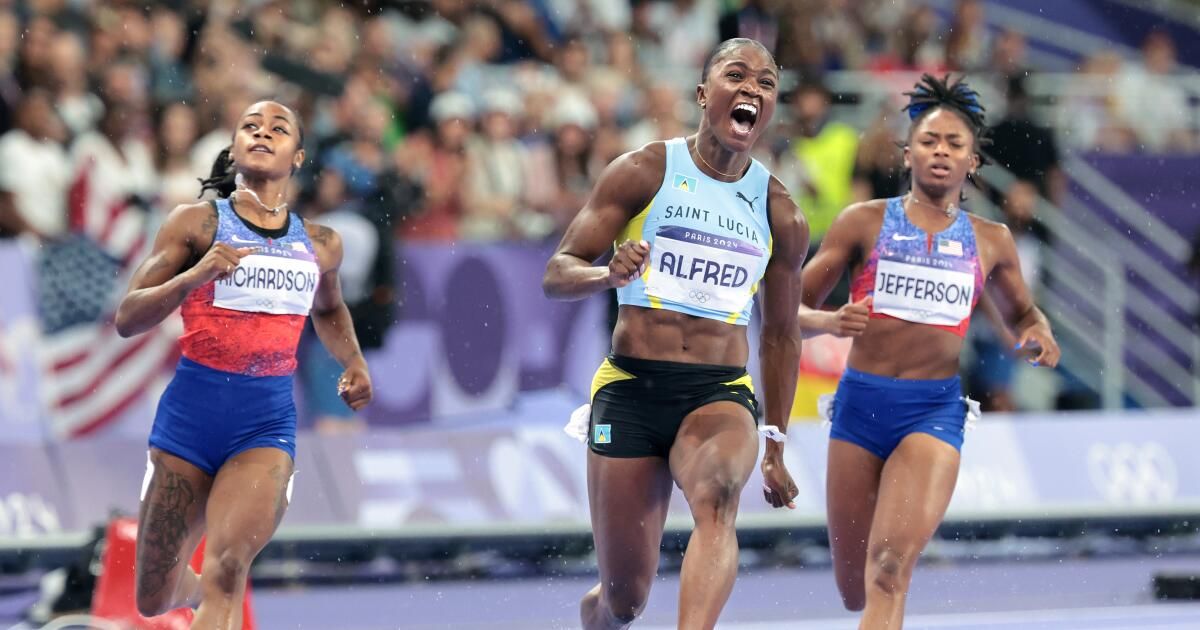 Julien Alfred upsets Sha'Carri Richardson to win Olympic 100