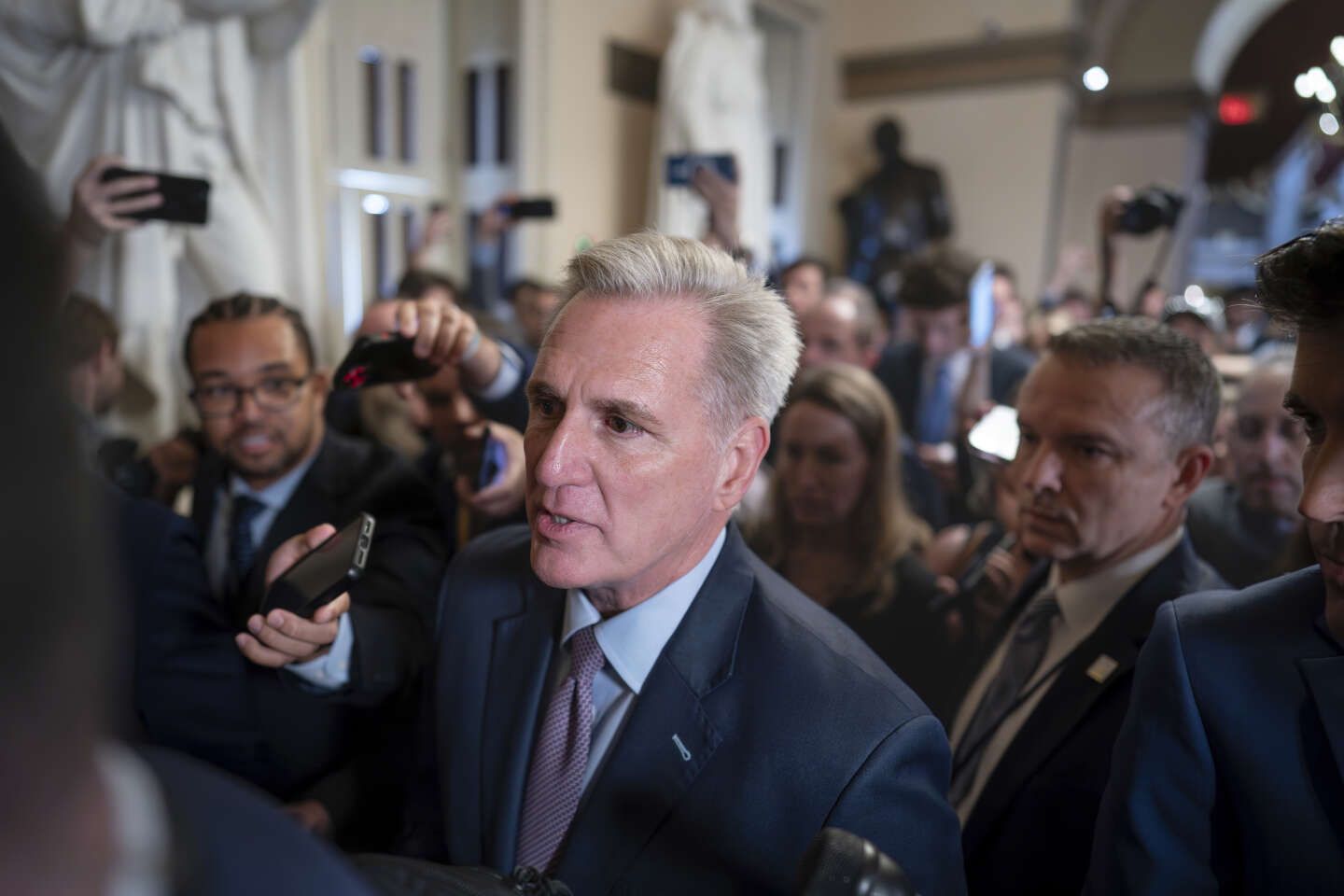 Etats-Unis : Kevin McCarthy écarté du poste de speaker républicain de la Chambre des représentants après le vote d’une motion de censure historique