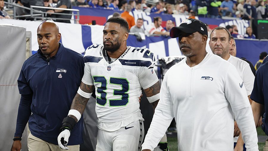 Seahawks Injuries: Where Geno Smith, Jamal Adams stand