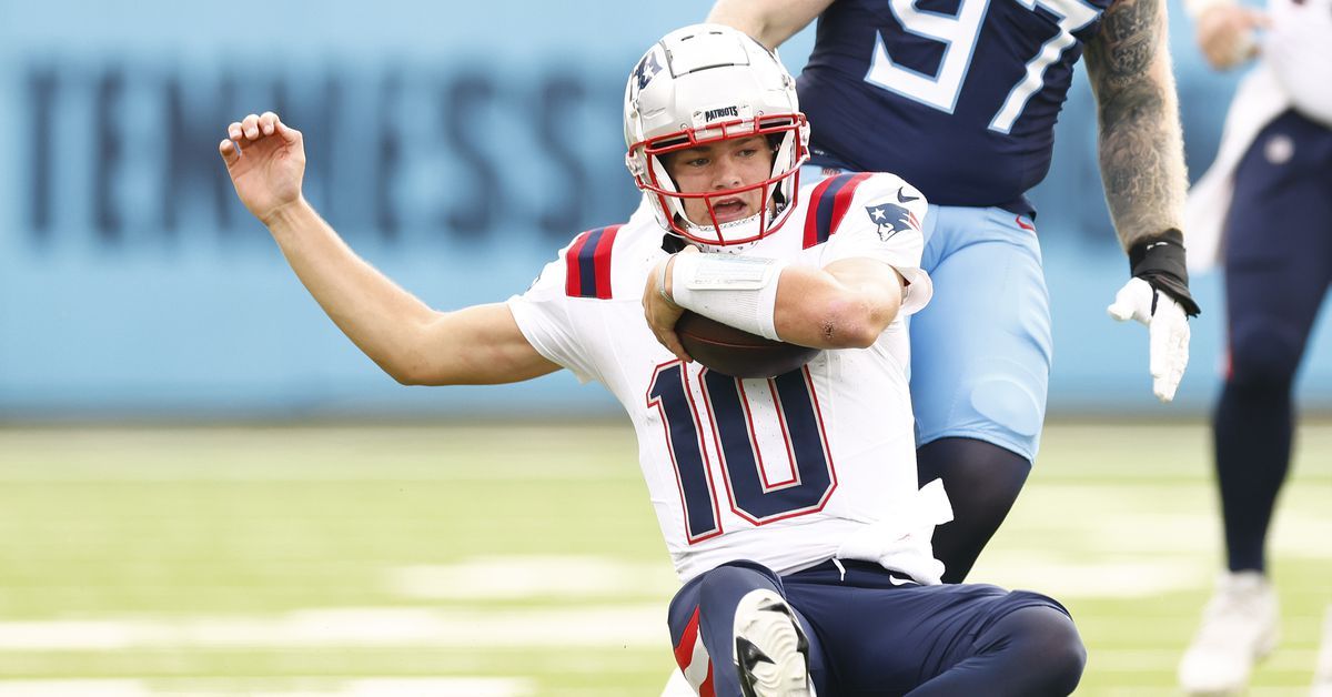 Instant analysis from Patriots’ 20-17 loss to Titans