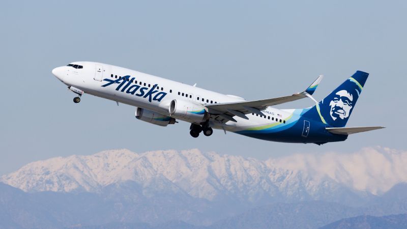 Alaska Air to buy Hawaiian Airlines for $1.9 billion