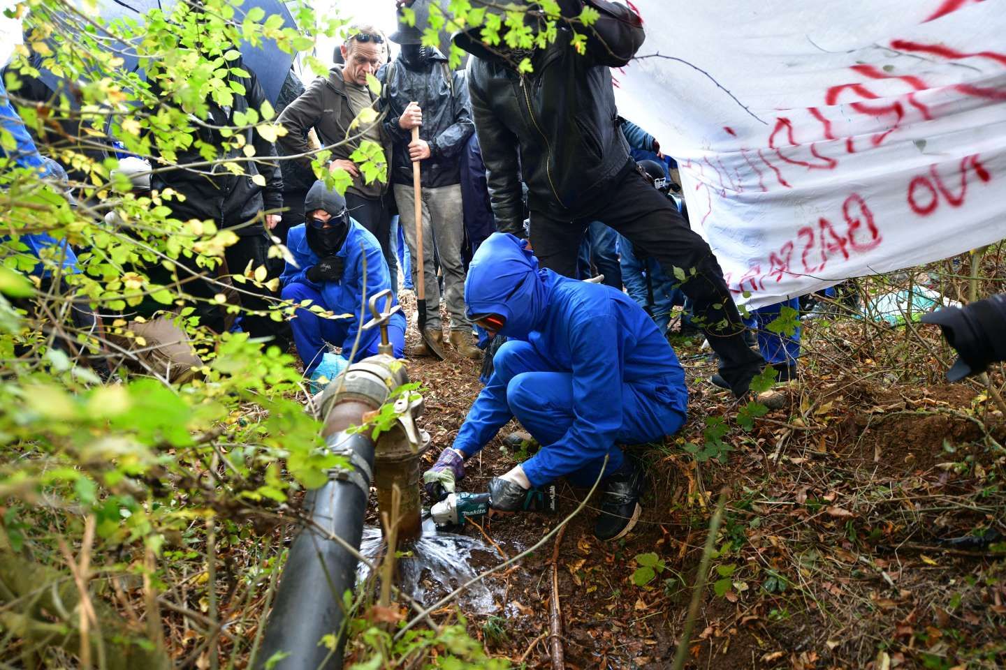 Chez les militants écologistes, la tentation du sabotage