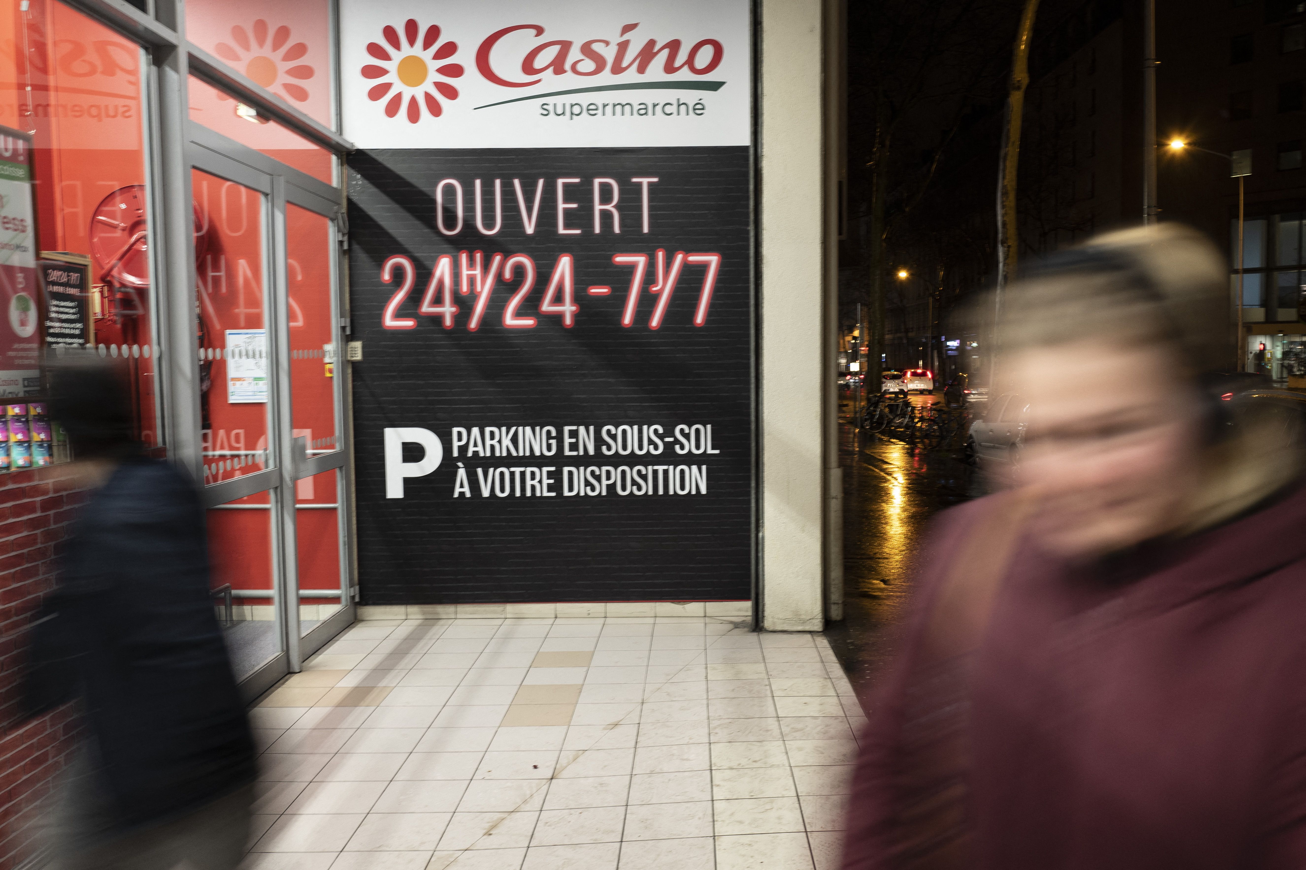 Casino guichard : La dette de Casino en France ne descend pas, son action s'effondre à la Bourse de Paris