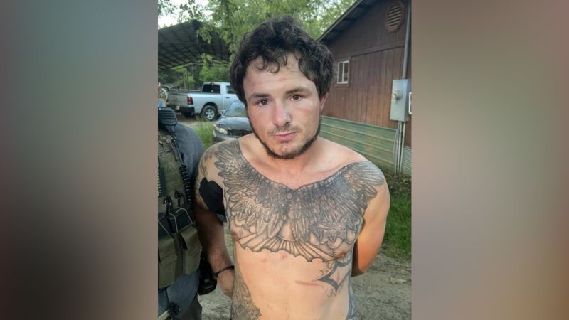 Last of 4 escaped Mississippi detention center inmates captured