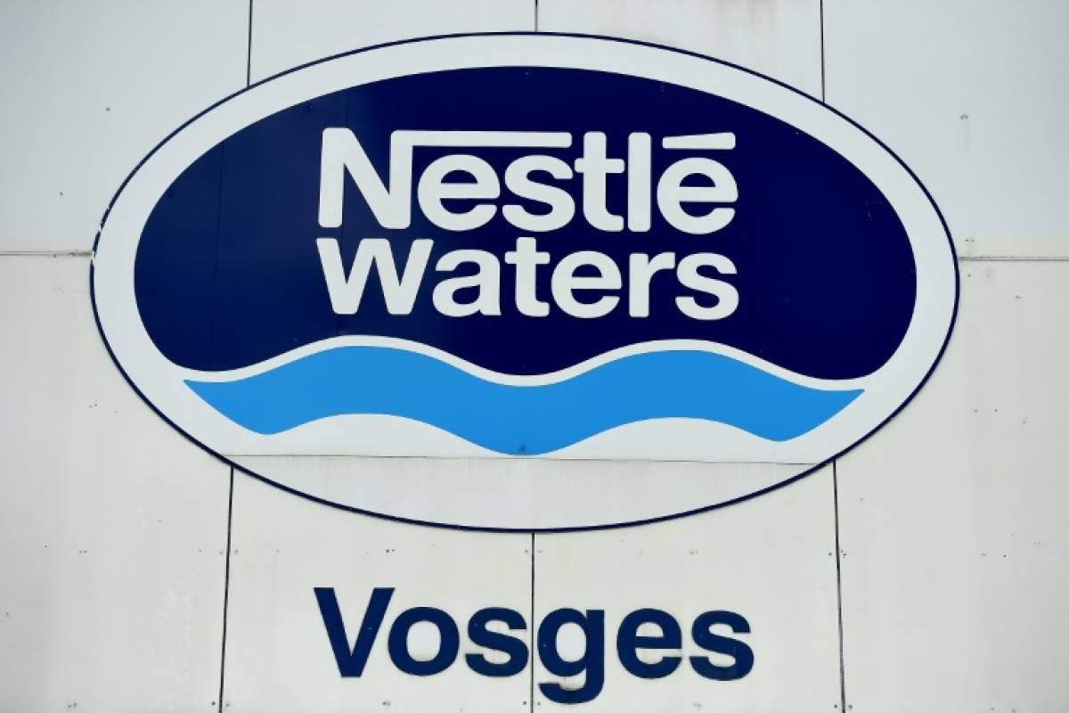 Sécheresse: Nestlé Waters suspend deux forages de son eau Hépar dans les Vosges