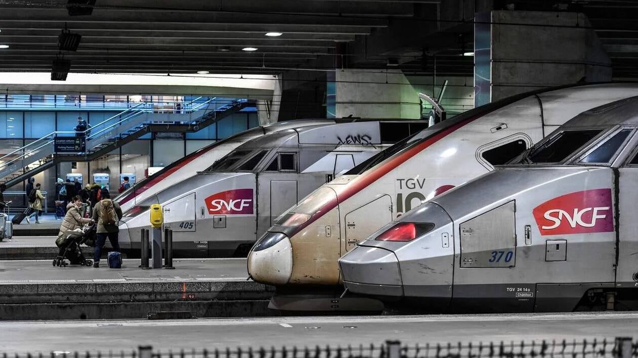 Un voyageur contrôlé avec 200 000 euros d’argent en liquide dans sa valise à la gare Montparnasse