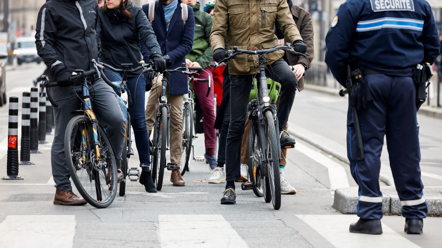 Transports : le gouvernement va débloquer deux milliards d'euros pour un nouveau plan vélo