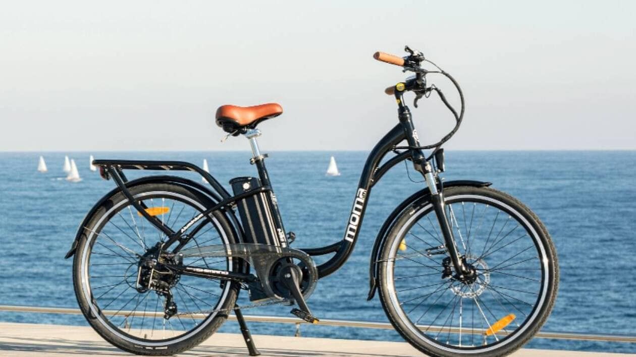 À 900 euros d’habitude, ce vélo électrique pliant dégonfle son prix sous les 700 euros