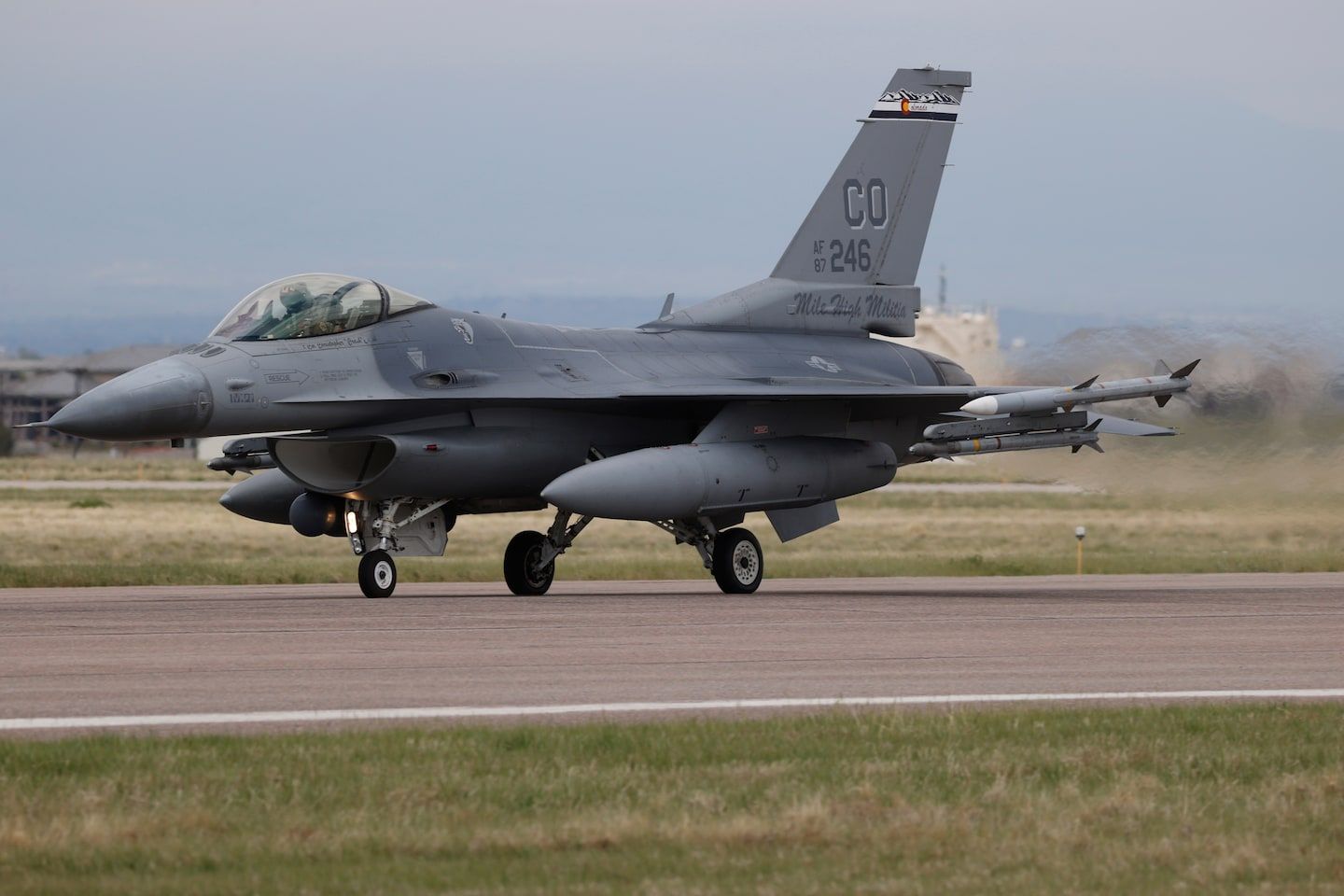 Sonic boom in D.C. region caused by F-16s intercepting Cessna