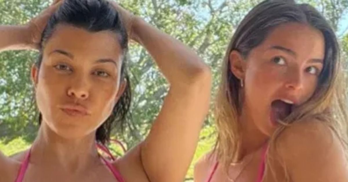 Kourtney Kardashian's Baby Bump Stars In Pics With Addison Rae