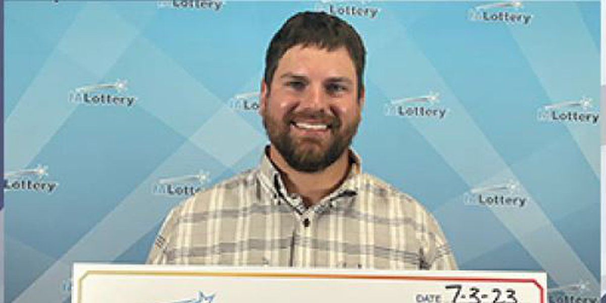 Dubuque man wins lottery after getting engaged