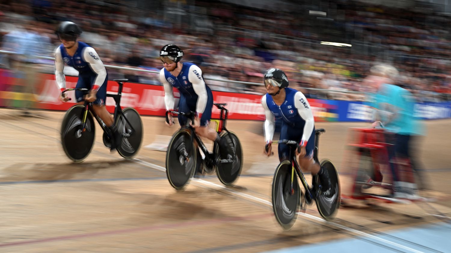 Mondiaux de cyclisme : les pistards bleus remportent le bronze en vitesse par équipes, première médaille pour la France