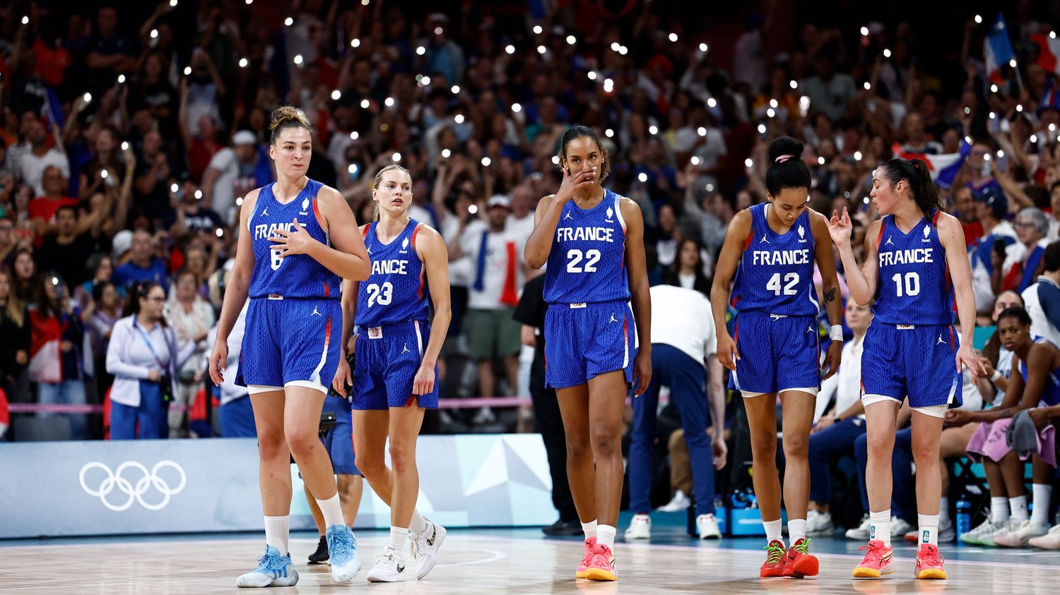 Basket aux JO 2024 : dominée par l'Australie, la France termine sa phase de poules sur une mauvaise note et affrontera l'Allemagne en quarts