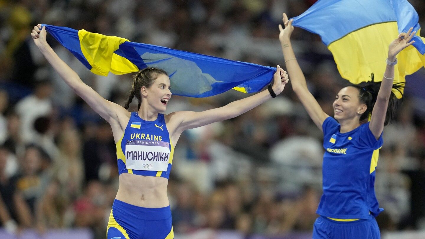 Yaroslava Mahuchikh wins Ukraine's 1st individual gold of Olympics