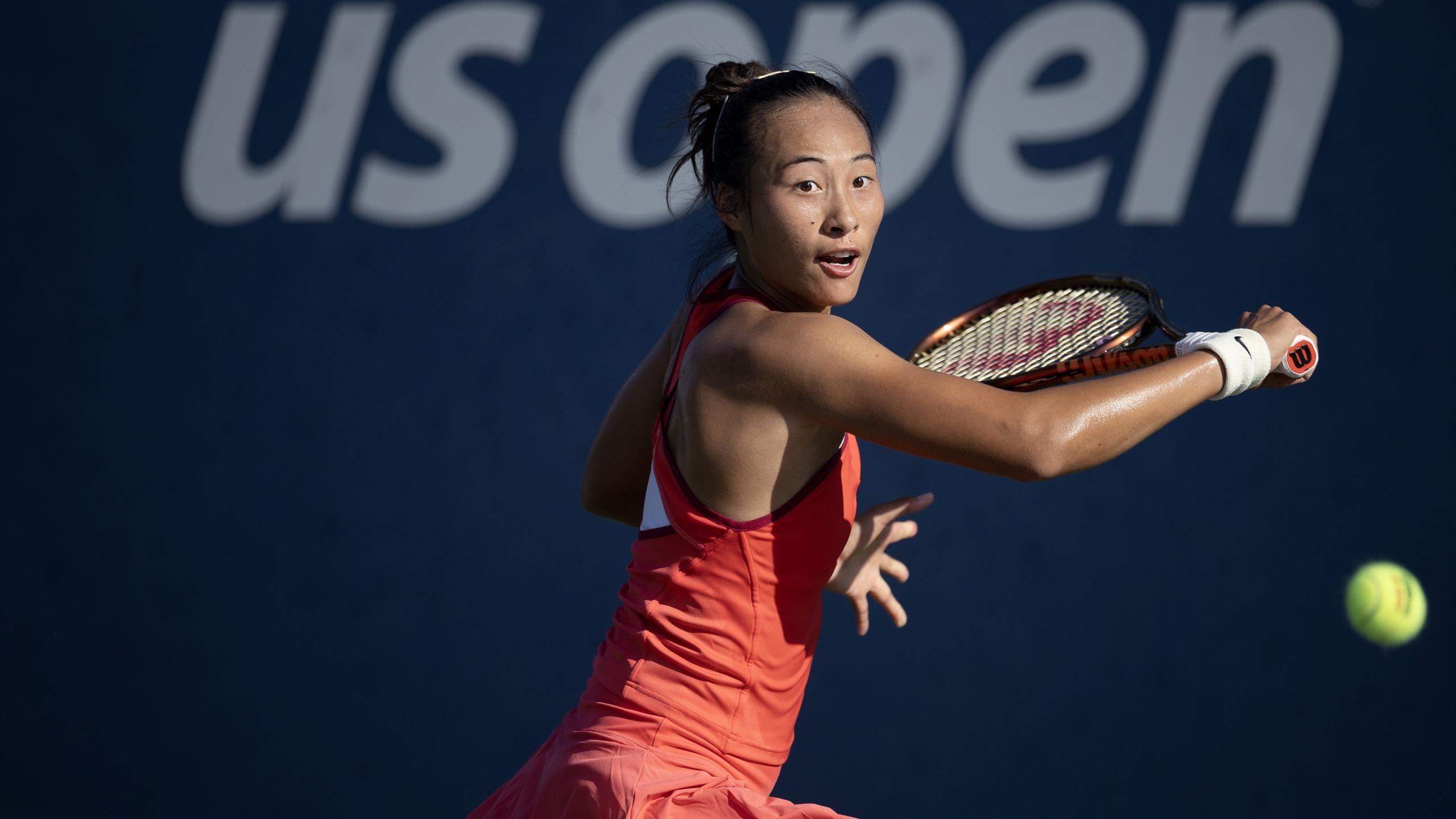 Ons Jabeur sèchement battue par Qinwen Zheng en 8es de finale (6-2, 6-4)