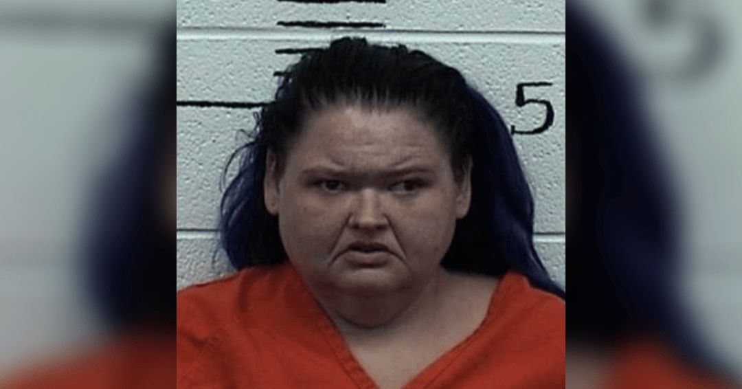 1,000-Lb. Sisters Amy Slaton arrested, bitten by camel at Tennessee zoo: latest