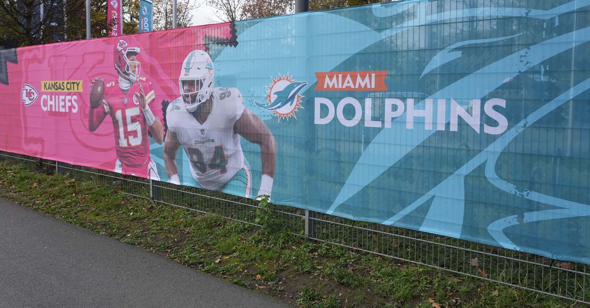 Chiefs-Dolphins Week 9 TV schedule: time, channel, live stream, odds