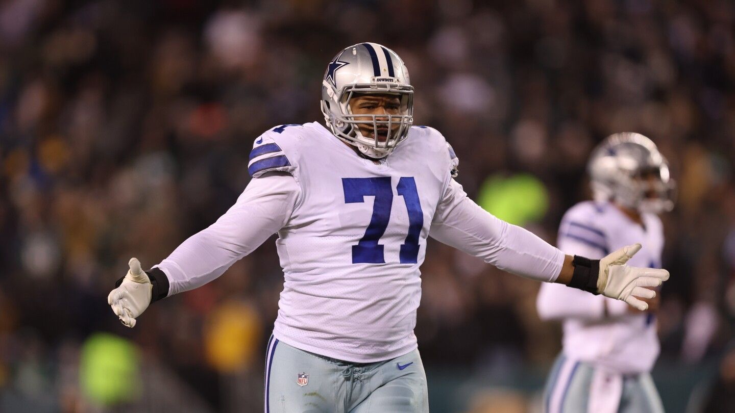 Texans work out La'el Collins, three other OL