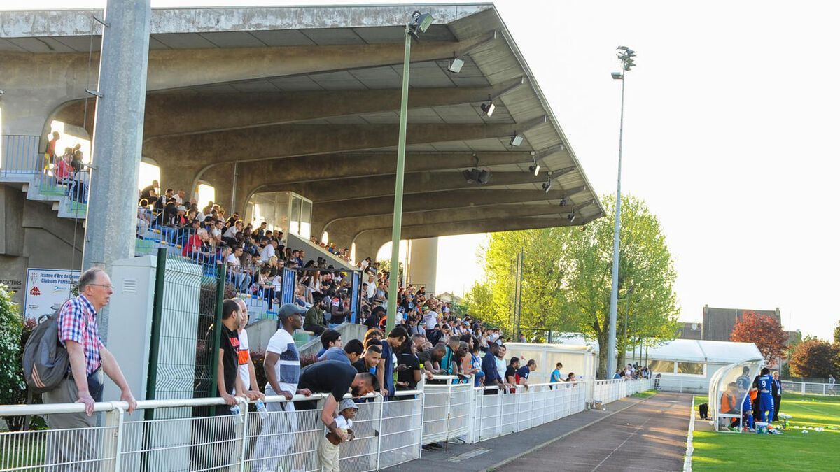 Coupe de France : " Une immense colère ", l’entraîneur de Drancy menace de boycotter le match face à Nantes