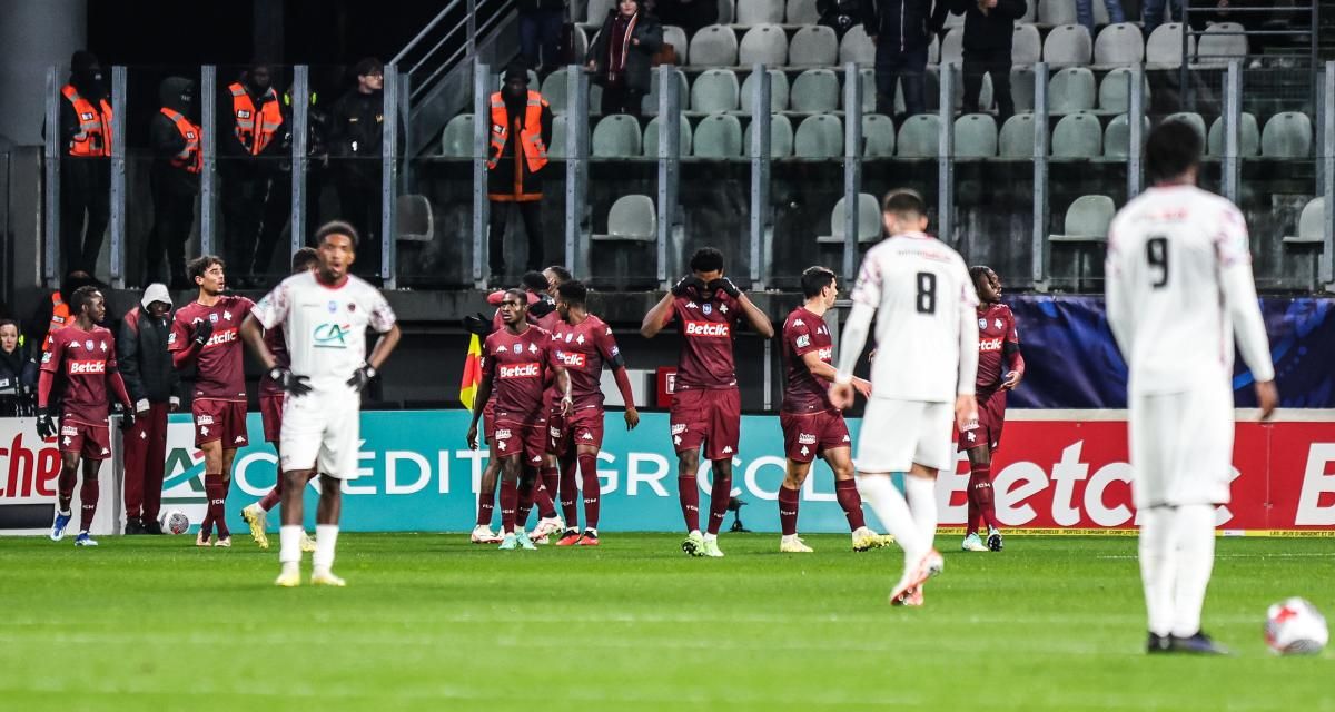 Metz devant Clermont grâce à un bijou de Sané