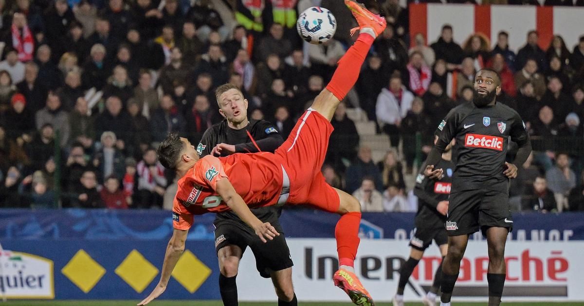 Coupe de France : en vidéo, l’exceptionnel retourné acrobatique de Julien Domingues, attaquant de l’AS Cannes